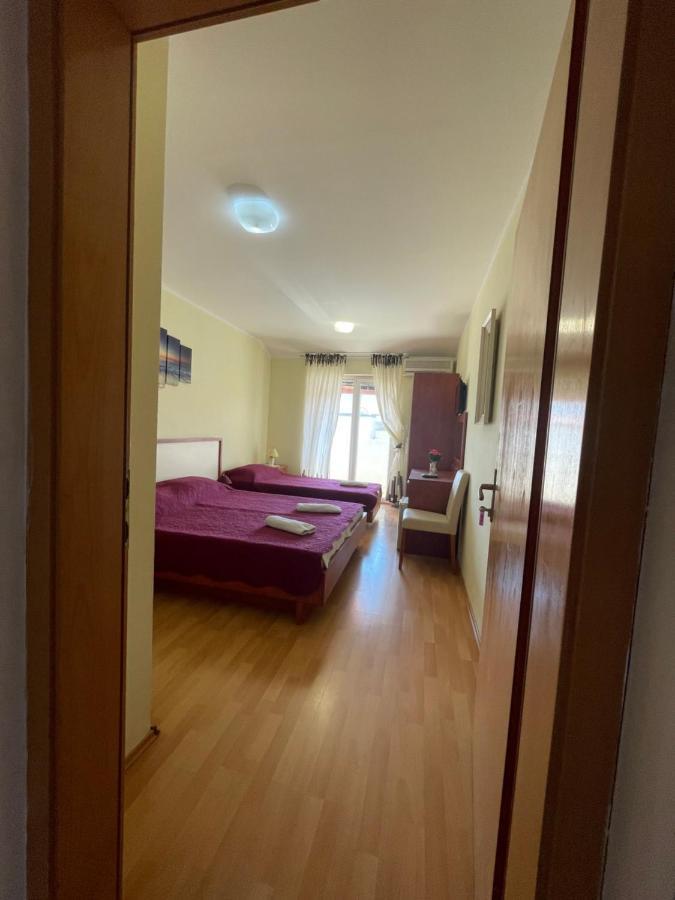 Pag Marina Rooms & Apartment Pag Town Exterior foto