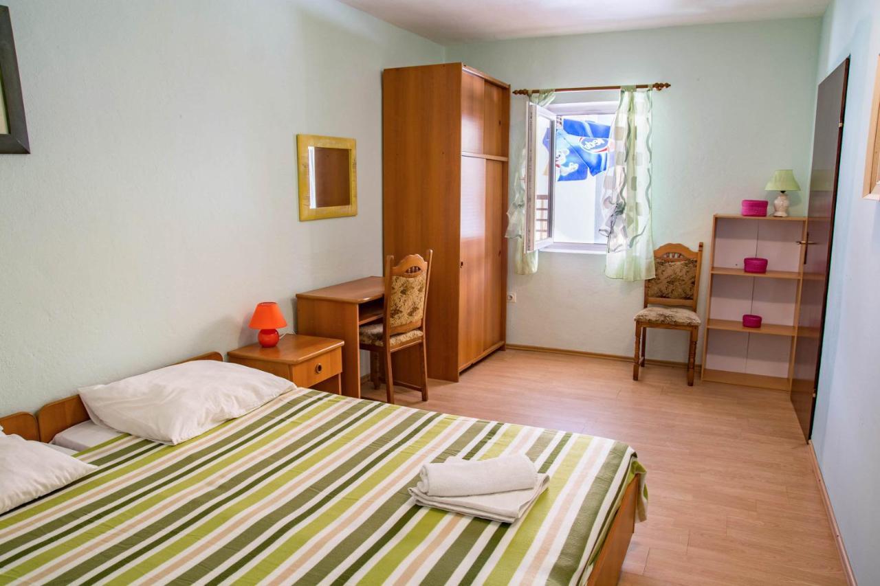 Pag Marina Rooms & Apartment Pag Town Exterior foto